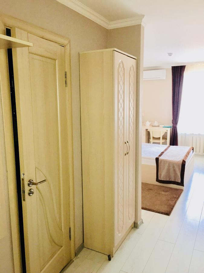 Hotel Tourist Astana Ngoại thất bức ảnh