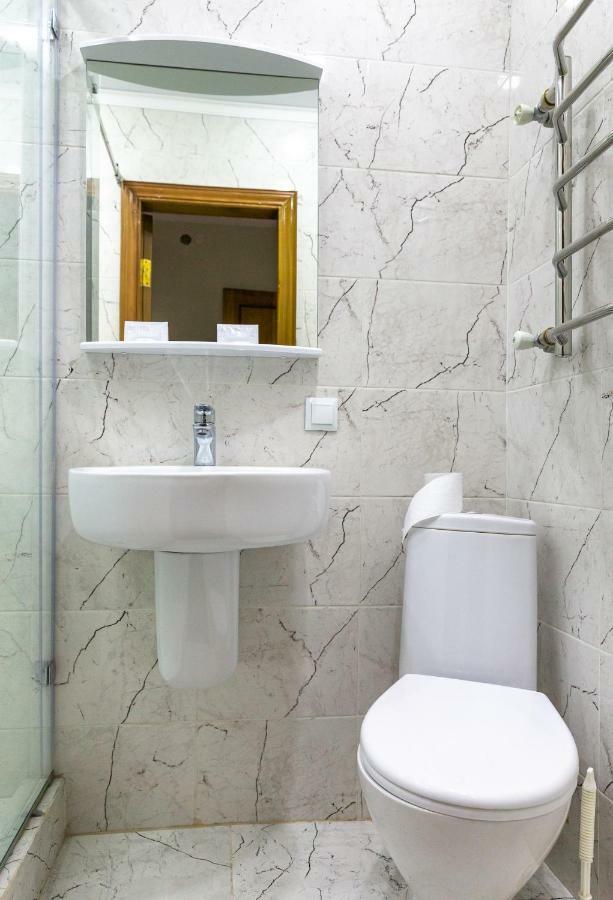 Hotel Tourist Astana Ngoại thất bức ảnh