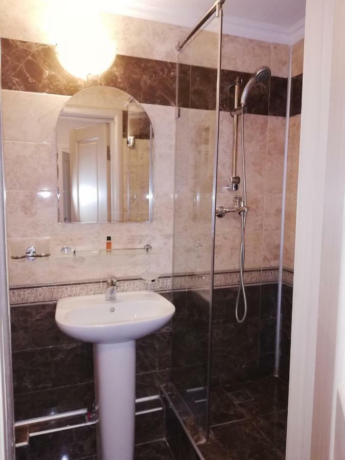 Hotel Tourist Astana Ngoại thất bức ảnh