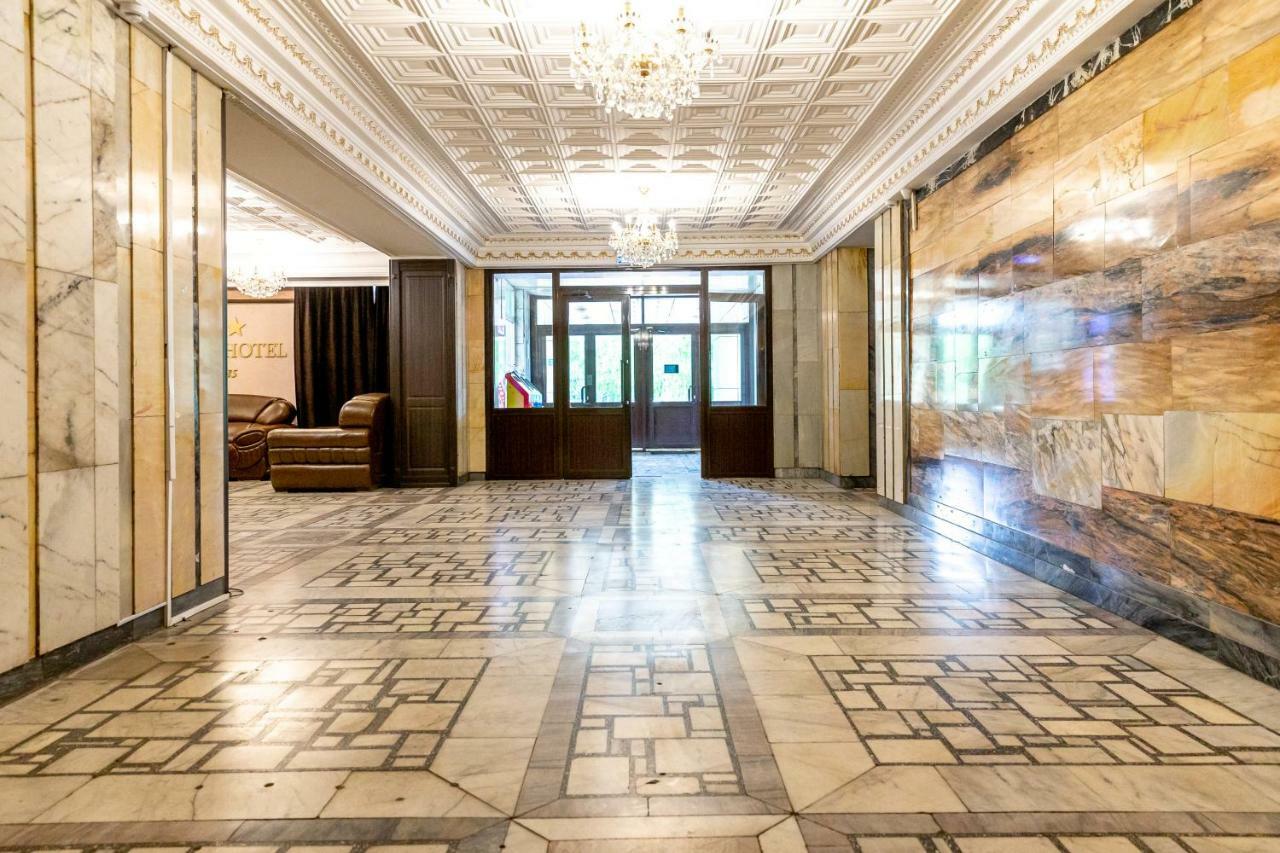 Hotel Tourist Astana Ngoại thất bức ảnh